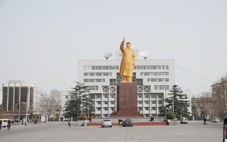 �������Y